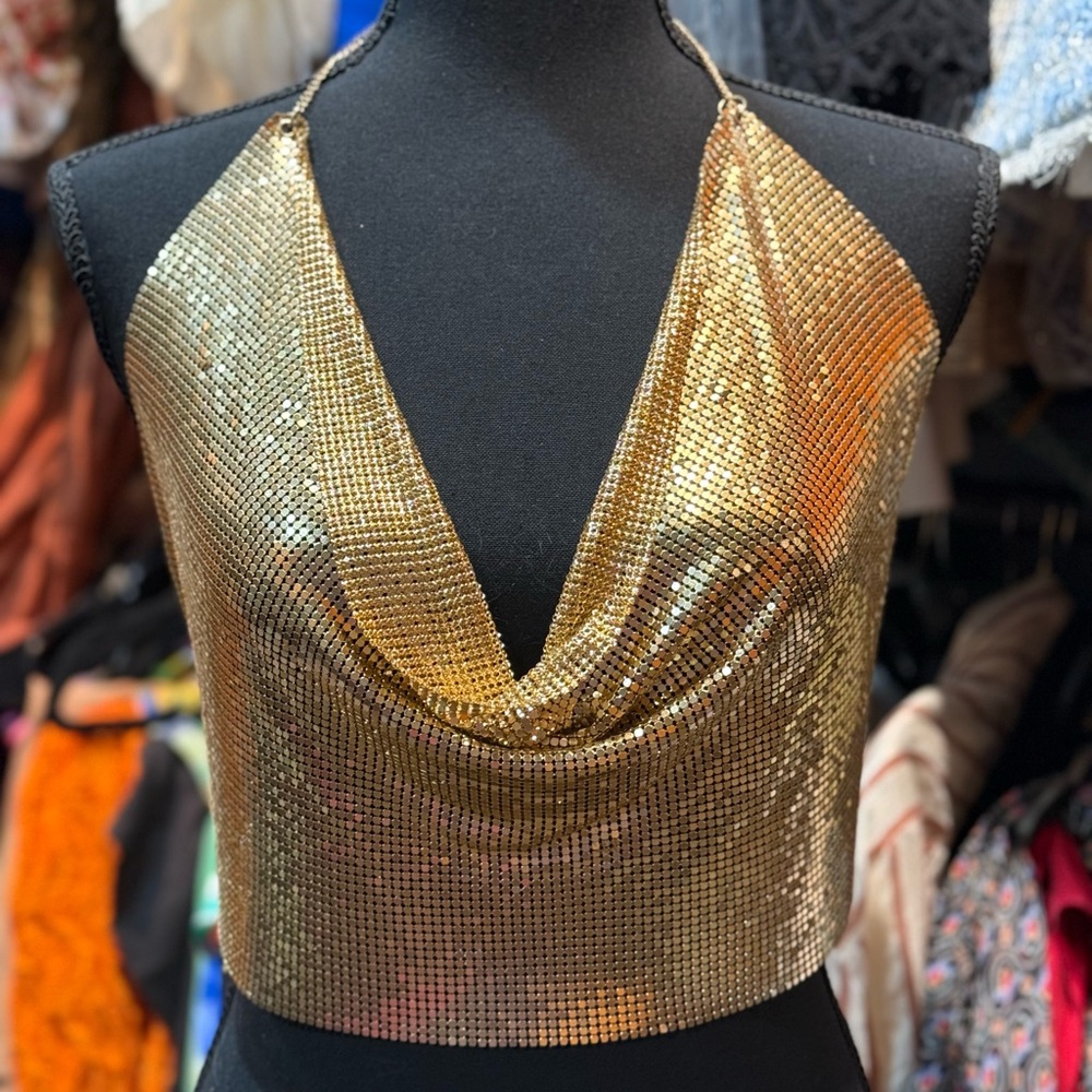 Gold sexy top ✨